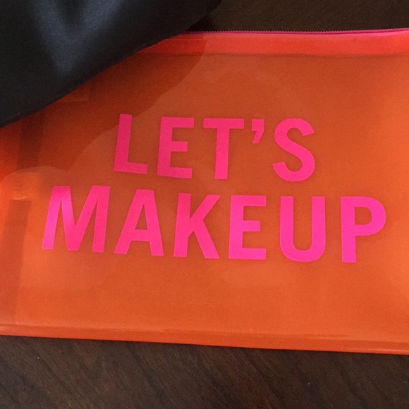 🆕Two Cosmetic/Makeup Bags🆕 - Picture 3 of 3